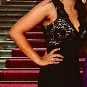 NAVY LACE COCKTAIL DRESS